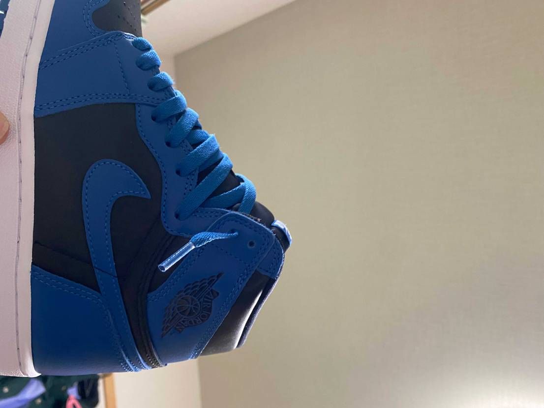 母親のクレカでスニーカーズチャレンジしてます。
いつも買えた時はまた買ったの〜