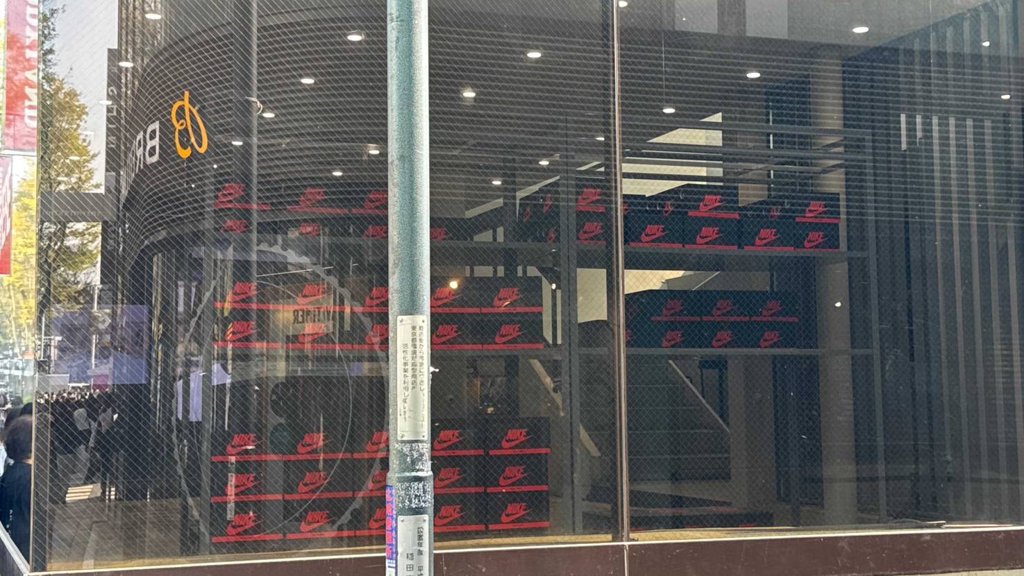 13:30現在
中の様子と詳しい数は分かりません