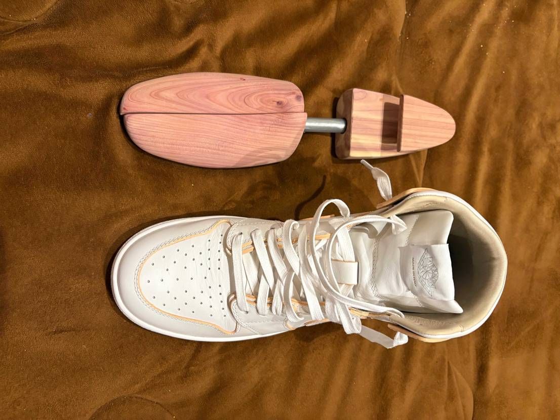 週末晴れる事を祈りスニーカーをおろす儀式をしました🥰

