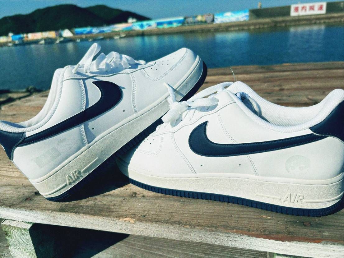 なんてことはないただのAF1の1枚。






レーザー刻印めっ