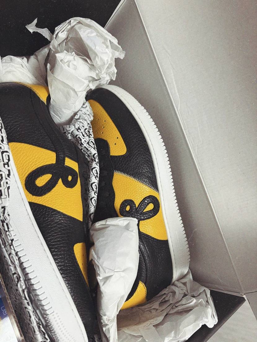 John Geiger GF-01
と
裂傷を直してもらったdunk hig