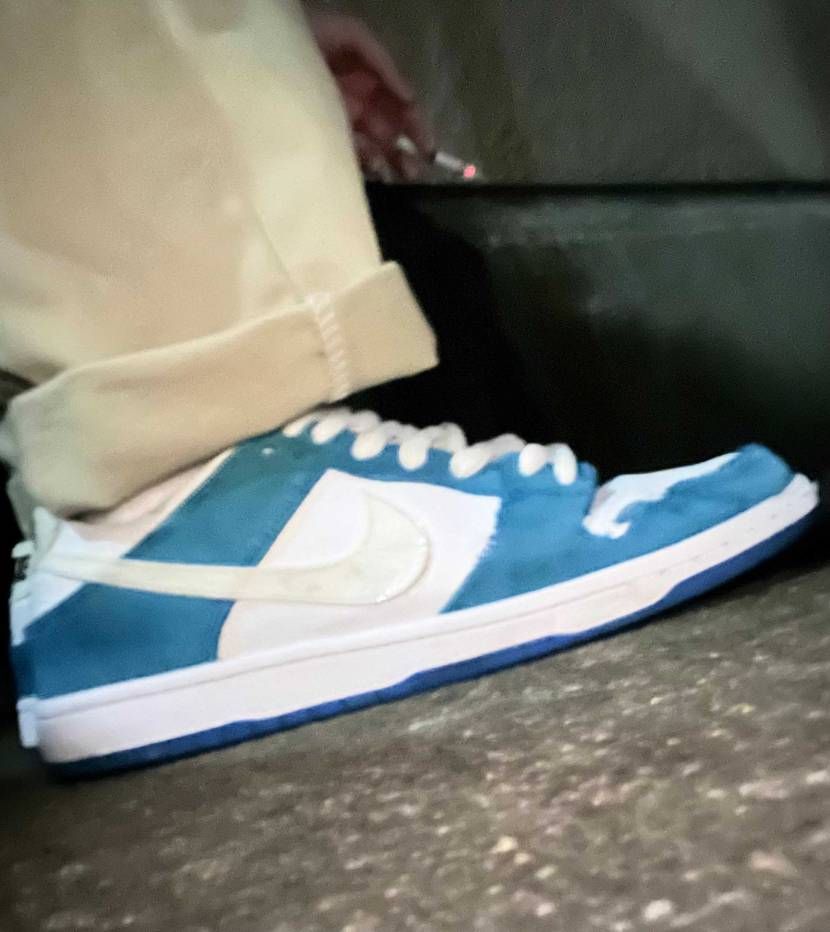 今日の足元はSB DunkのIshod Wair Blue Sparkってやつで