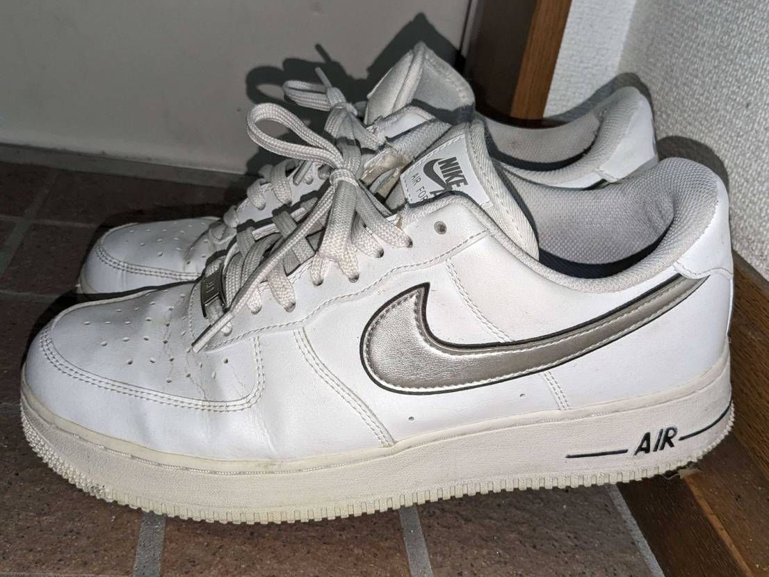 2年前にABCマートで購入したエアフォース1
きれいに履いてる方だよね？