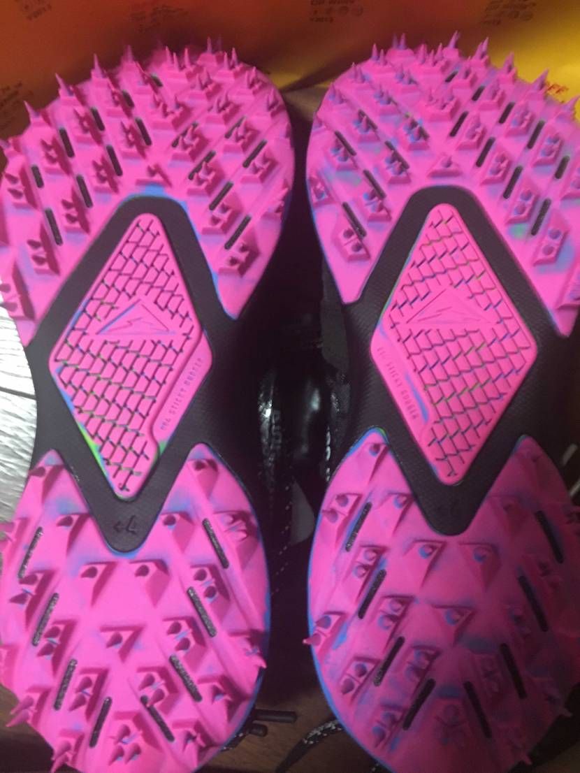 何度もすいません！JDさんに向けてです!!
本物ですがピンク アオ ミドリも見