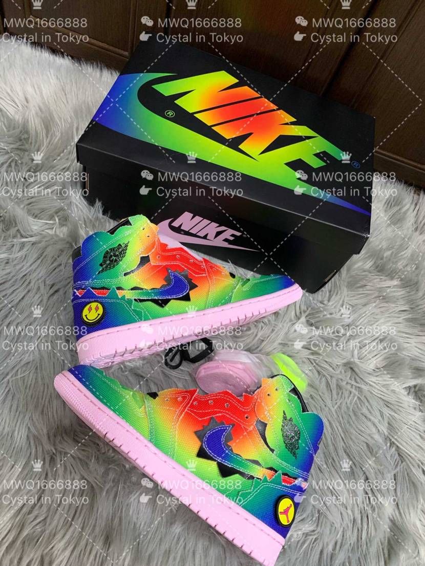 👾
