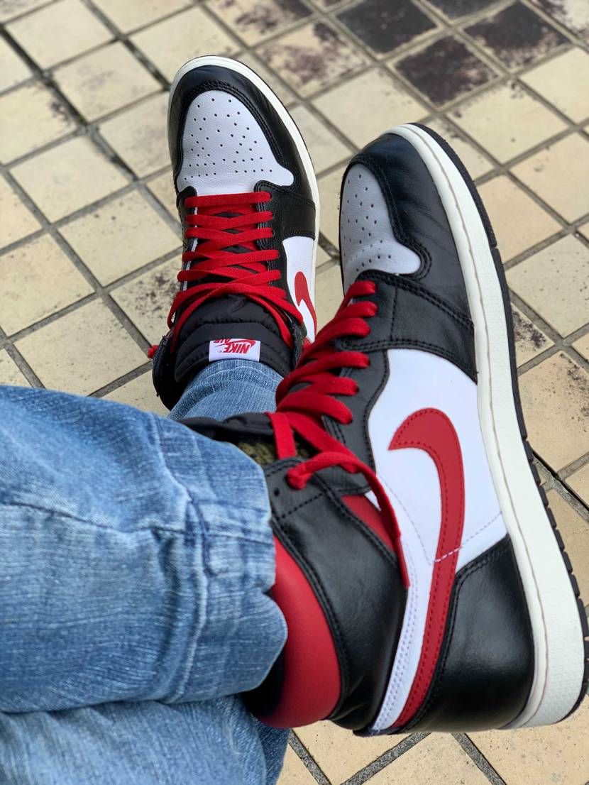 元旦は天気よくご来光見えたので、日の丸？？カラーで
AJ1midはアトモスです