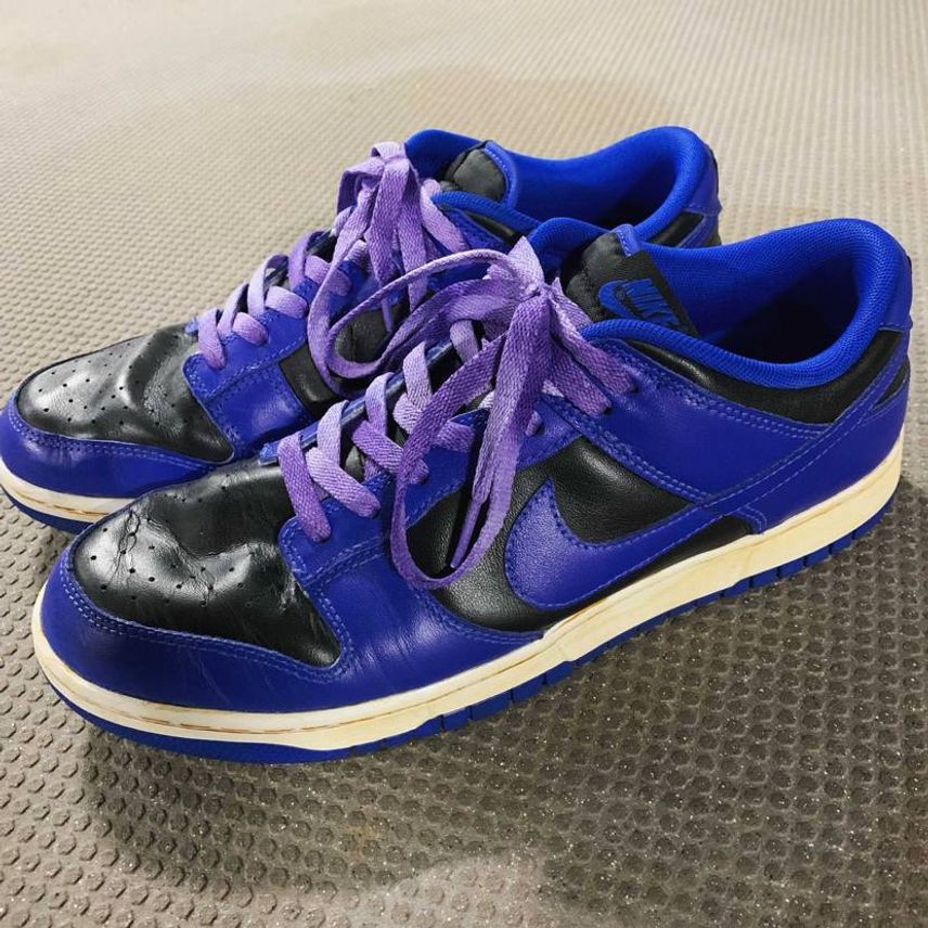 AJ1コートパープルに付いてきたシューレース(vintage風?)を通してみまし