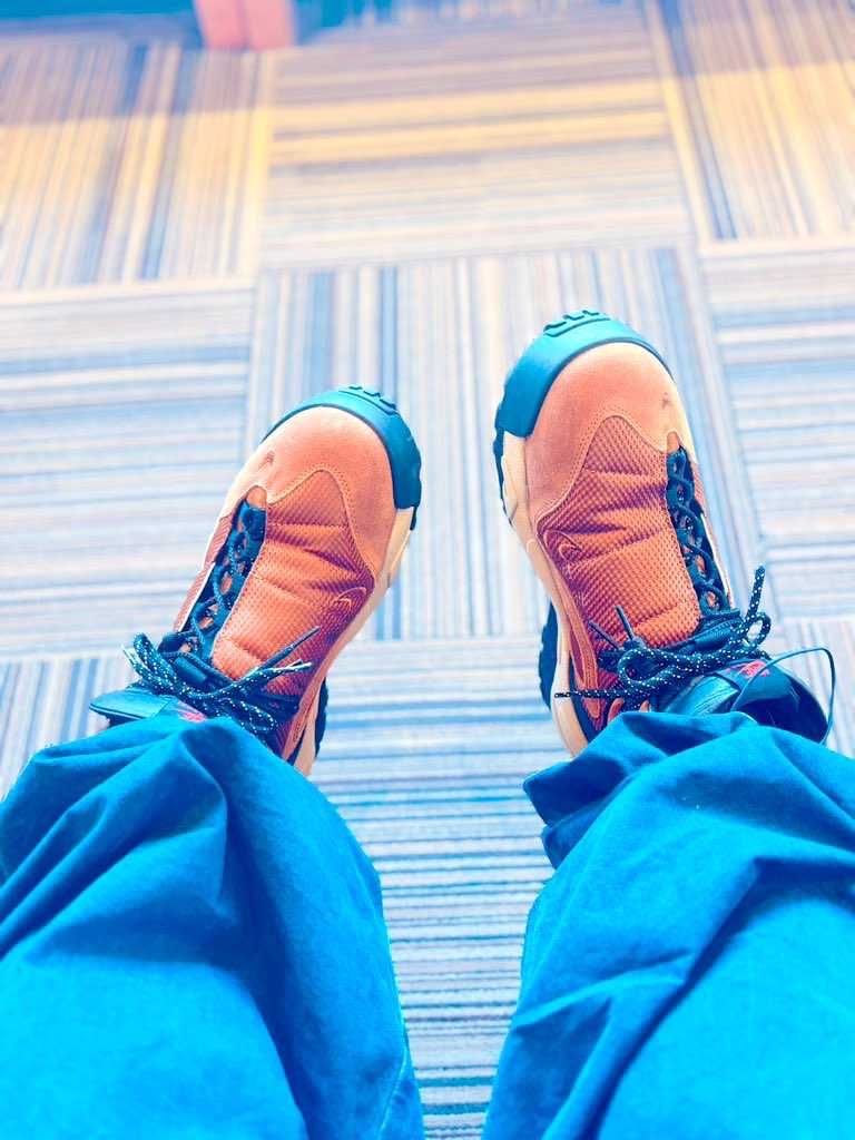 年末年始帰省のお供はマグマスケープで😆
見た目の割にクッション性があって、思