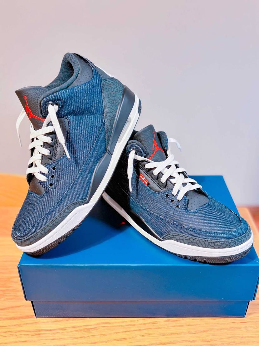 個人的には白紐が好きです😘‎🤍