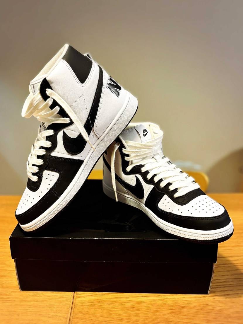 セカストオンラインで未使用品が12,000円のセールになっているのを発見！
