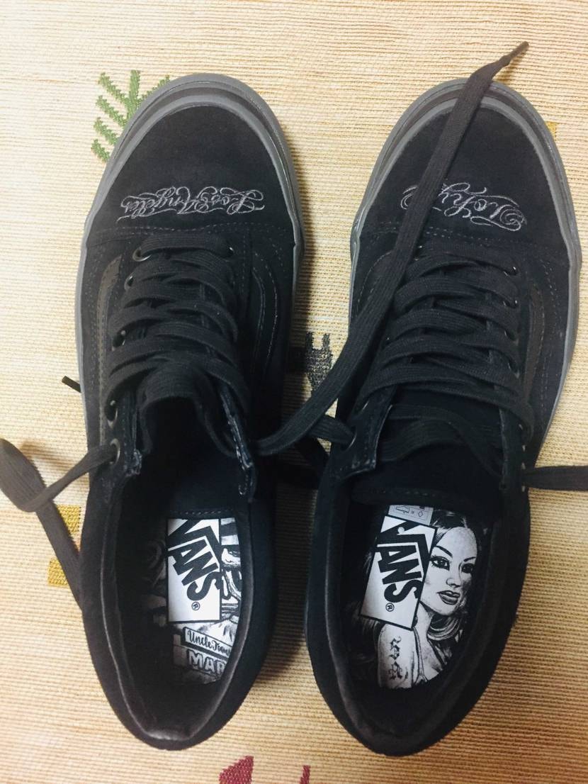 イタリア🇮🇹から遠路遥々

なんと.....初vans