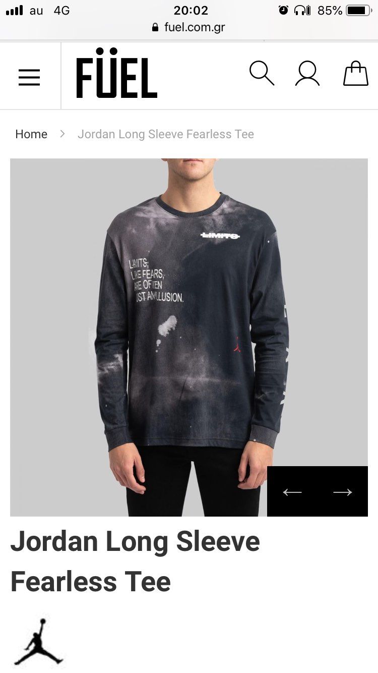 FearlessのロンTありますよー(๑>◡<๑)
Fearlessのジャケッ