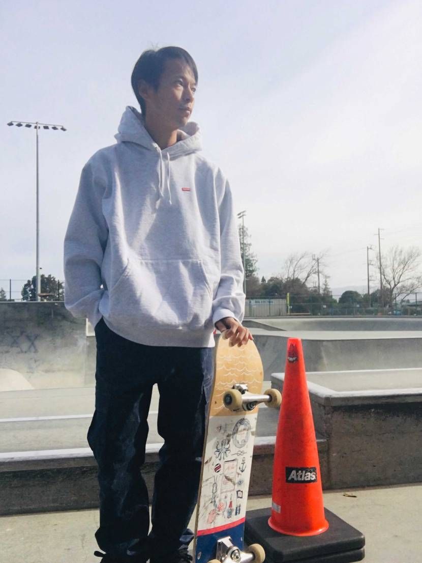 2022SSのWeek1に買ったSmall box logo hoodieがシン