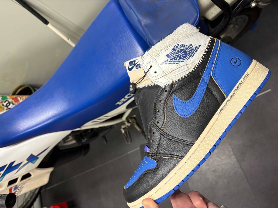 ようやく到着！どうしても欲しくて買っちゃった。鑑定時に、箱の破損で運営から取引継