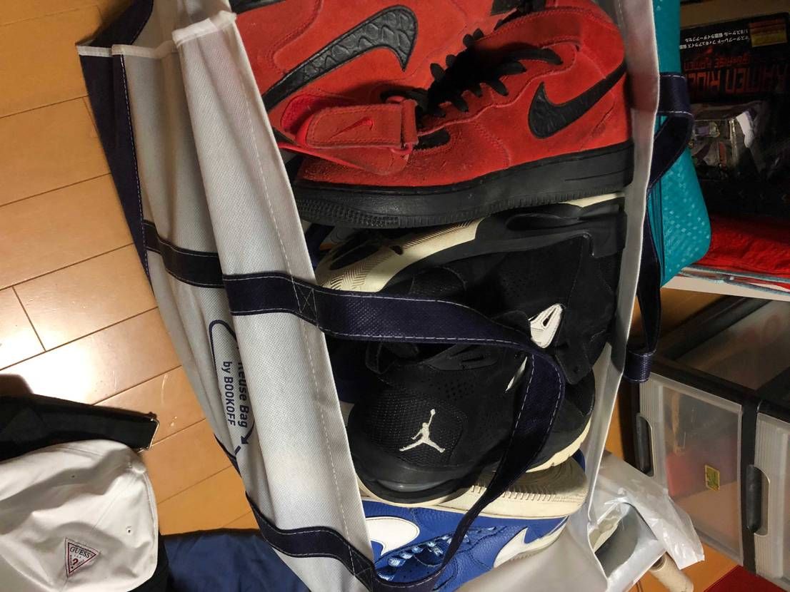 さよぉぉおならぁぁあ11足のスニーカーたち