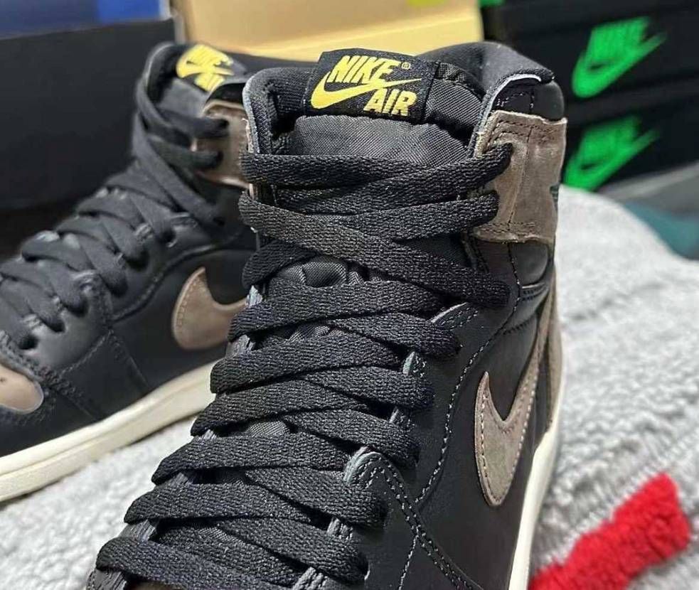 カッコよすぎ
タンのNIKE AIRは茶色でよかったのに