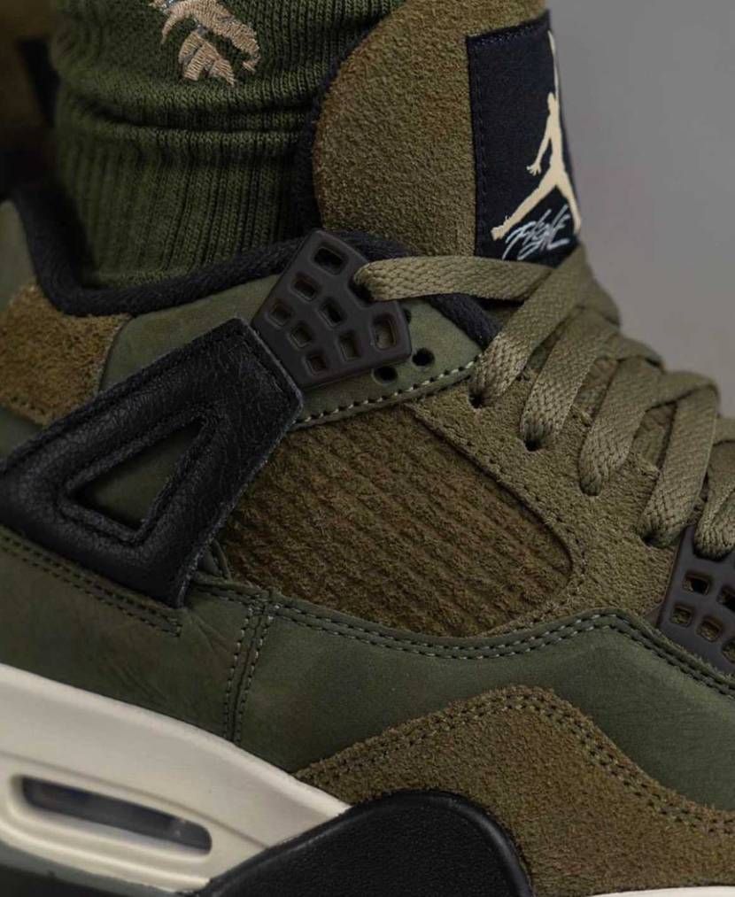 ミディアムオリーブ
12月2日予定