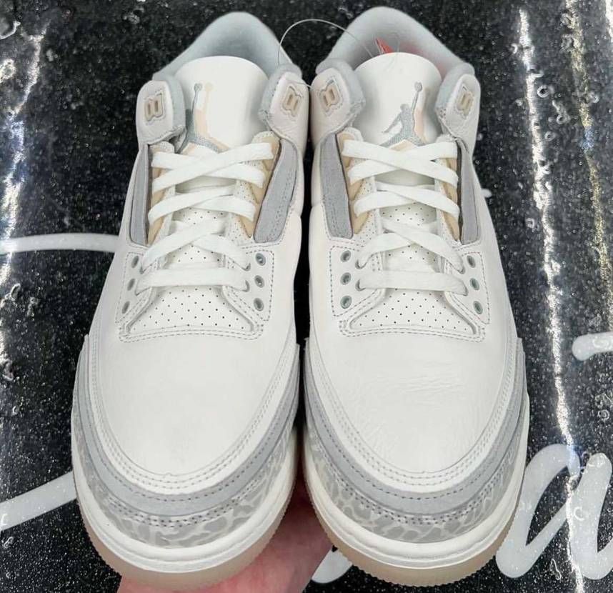 クラフト アイボリー
3月2日予定