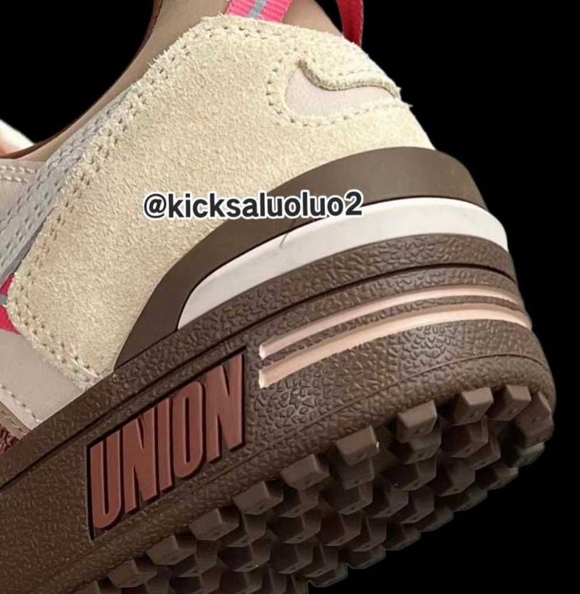 Union x Nike Field General
20