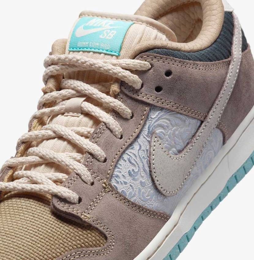 SB Dunk Low “Live, Laugh, Love