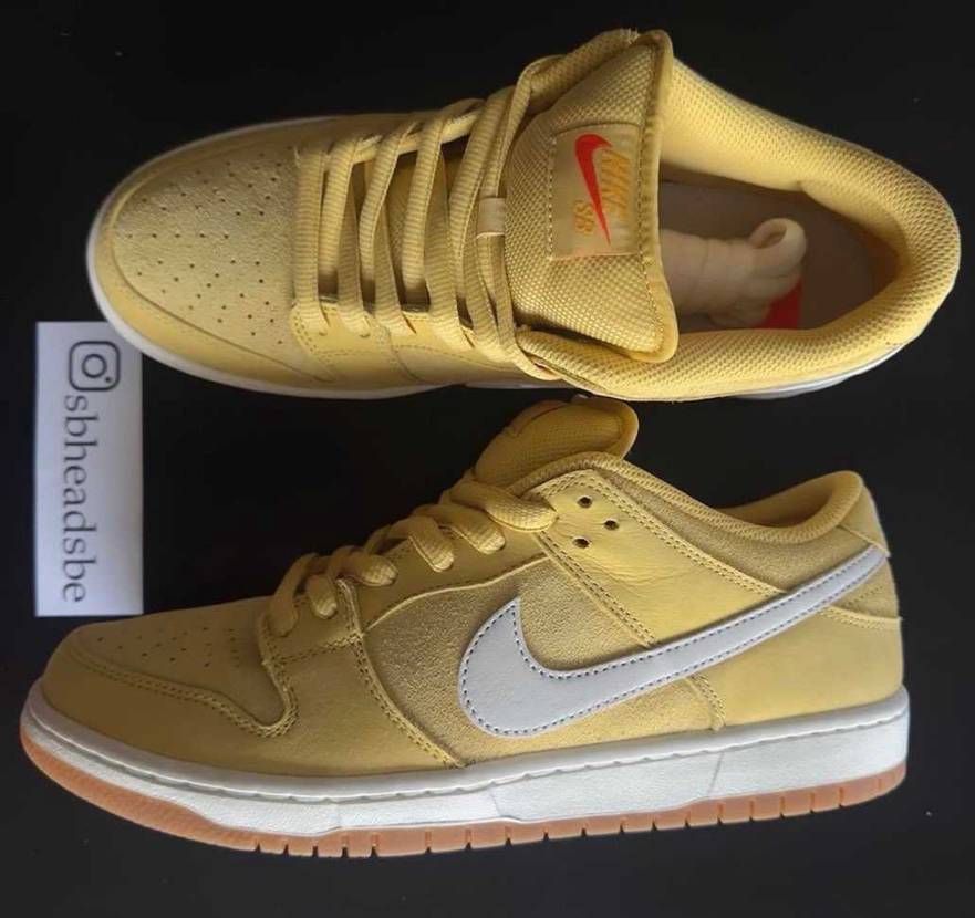 SB Dunk Low “Saturn Gold”
来年夏