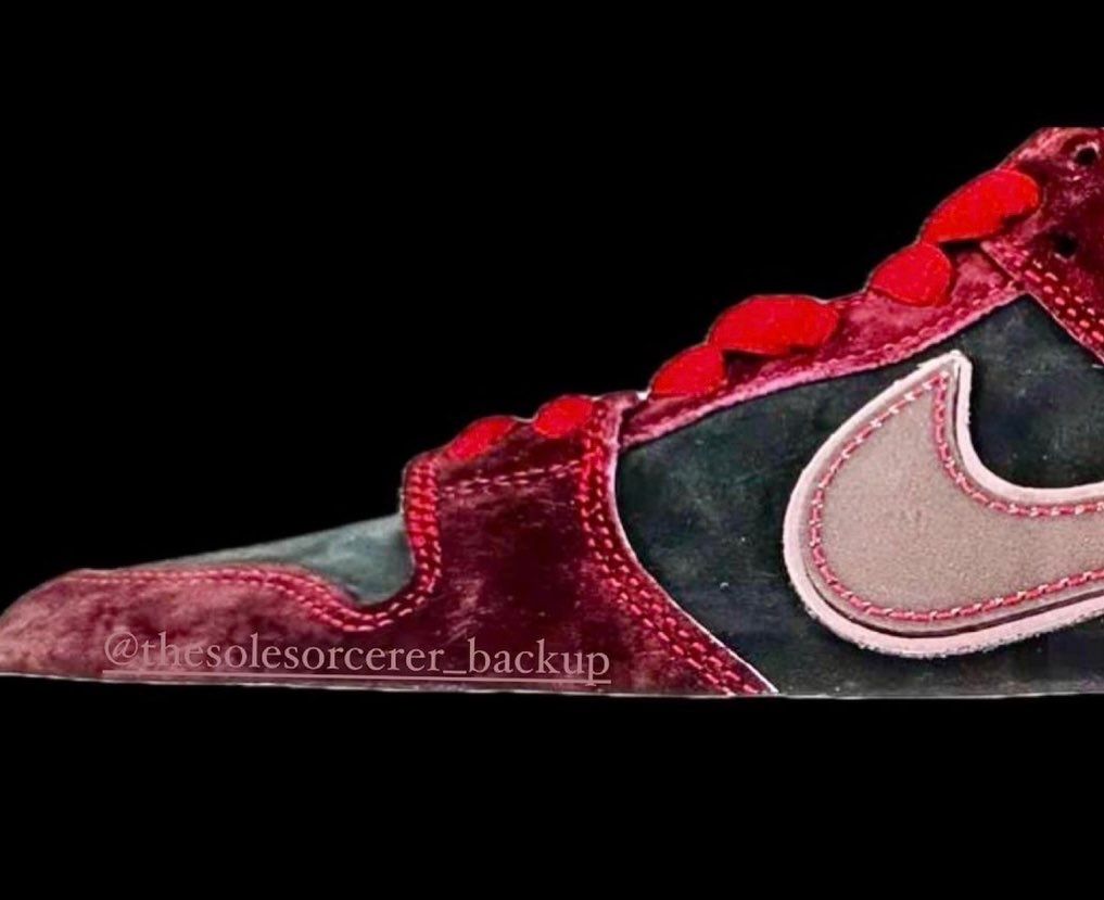 Riot Skateshop x Nike SB Dunk Low
来年春予定