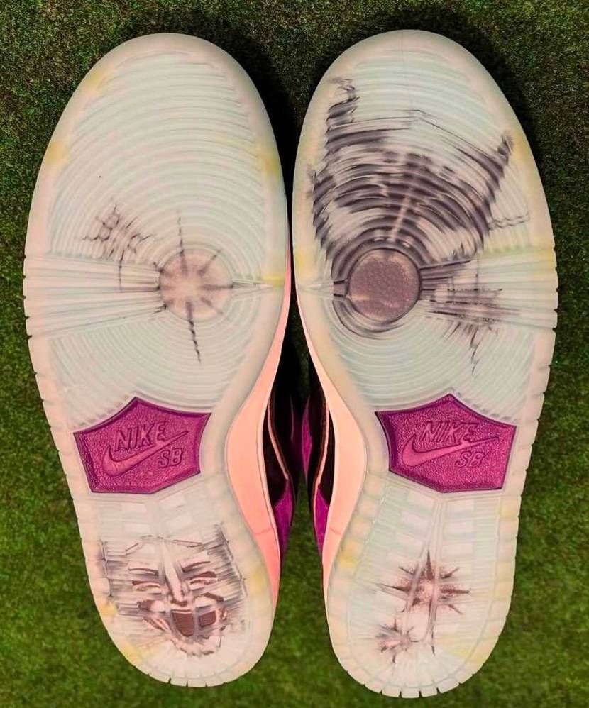 HAYLEY WILSON × SB DUNK LOW
な