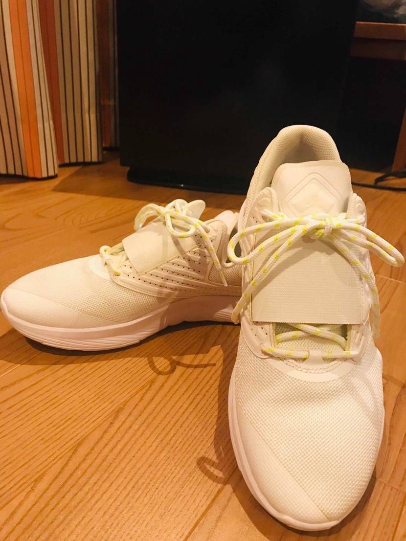 ちょいと前にアウトレットでこのJORDANダサくて一目惚れ 