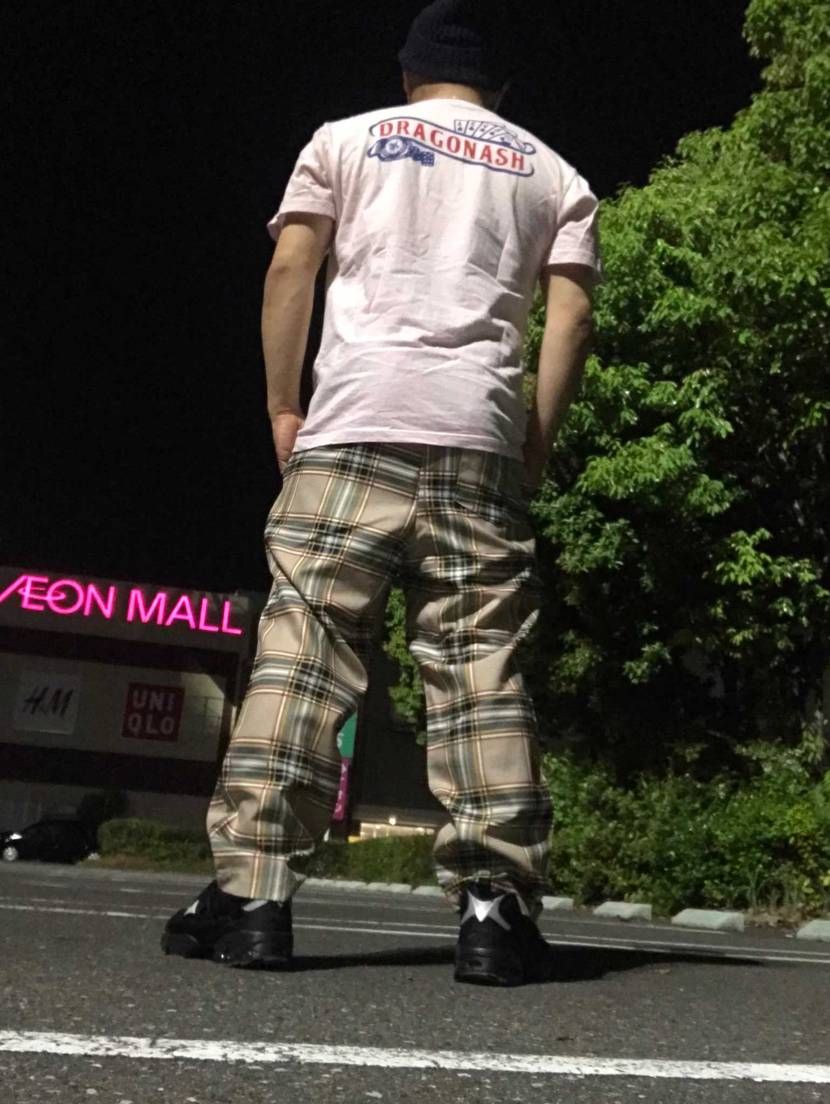 恥ずかしがリーボック

履いたらベクター出てくるかと期待