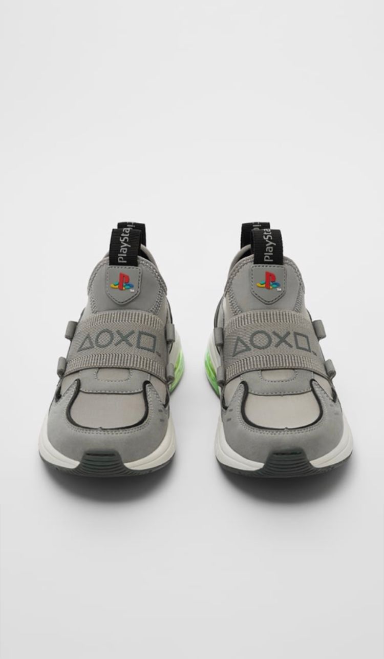 気付くの遅かった
kidsモデルだけど26.5まであったから在庫あれば欲しかっ