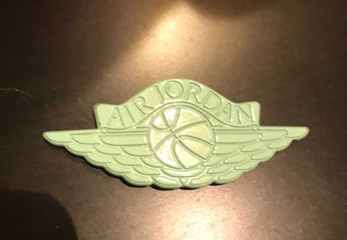 またスニーカーの抽選外れたーー
テンションダァァア〜ン‼︎