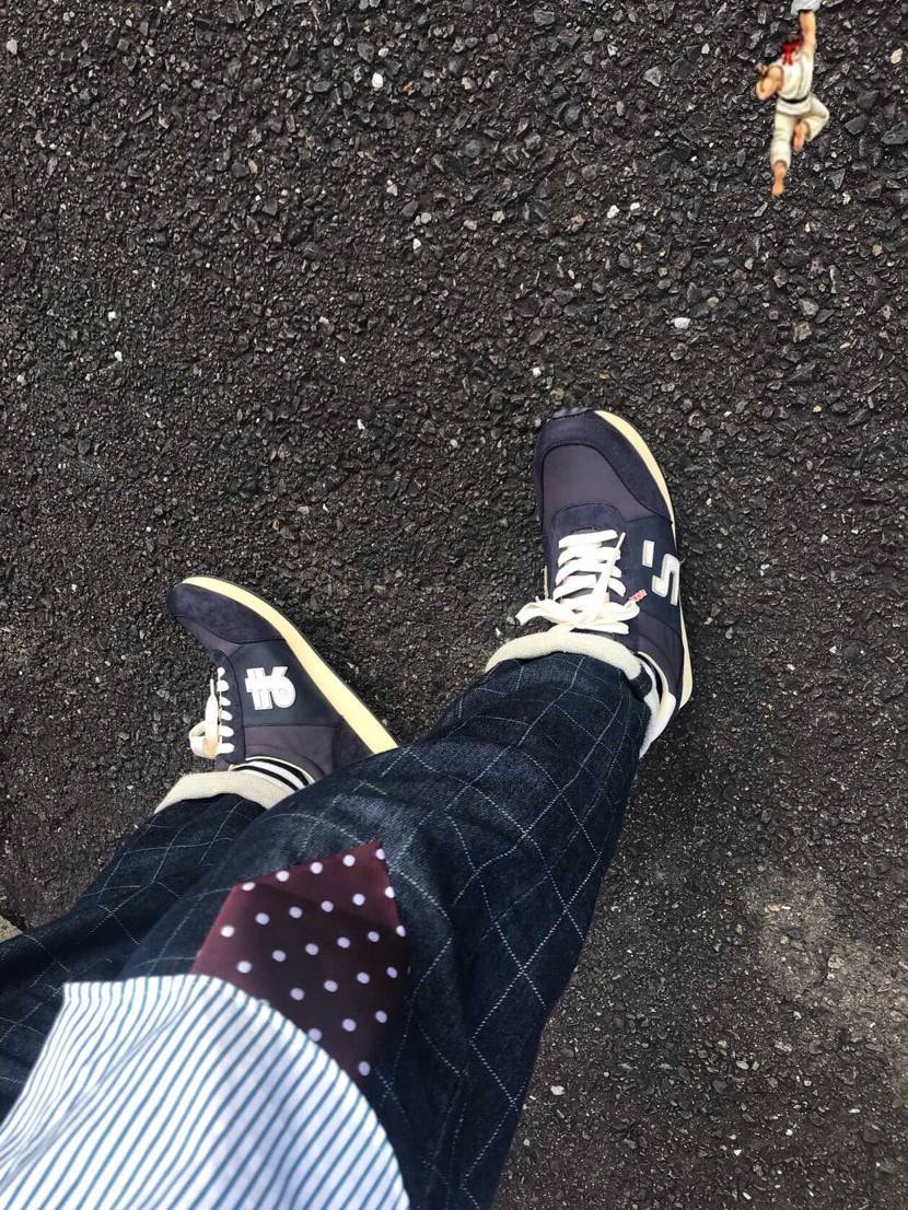 初FCスニーカー

●らを見せたい露出狂w
※文章の一