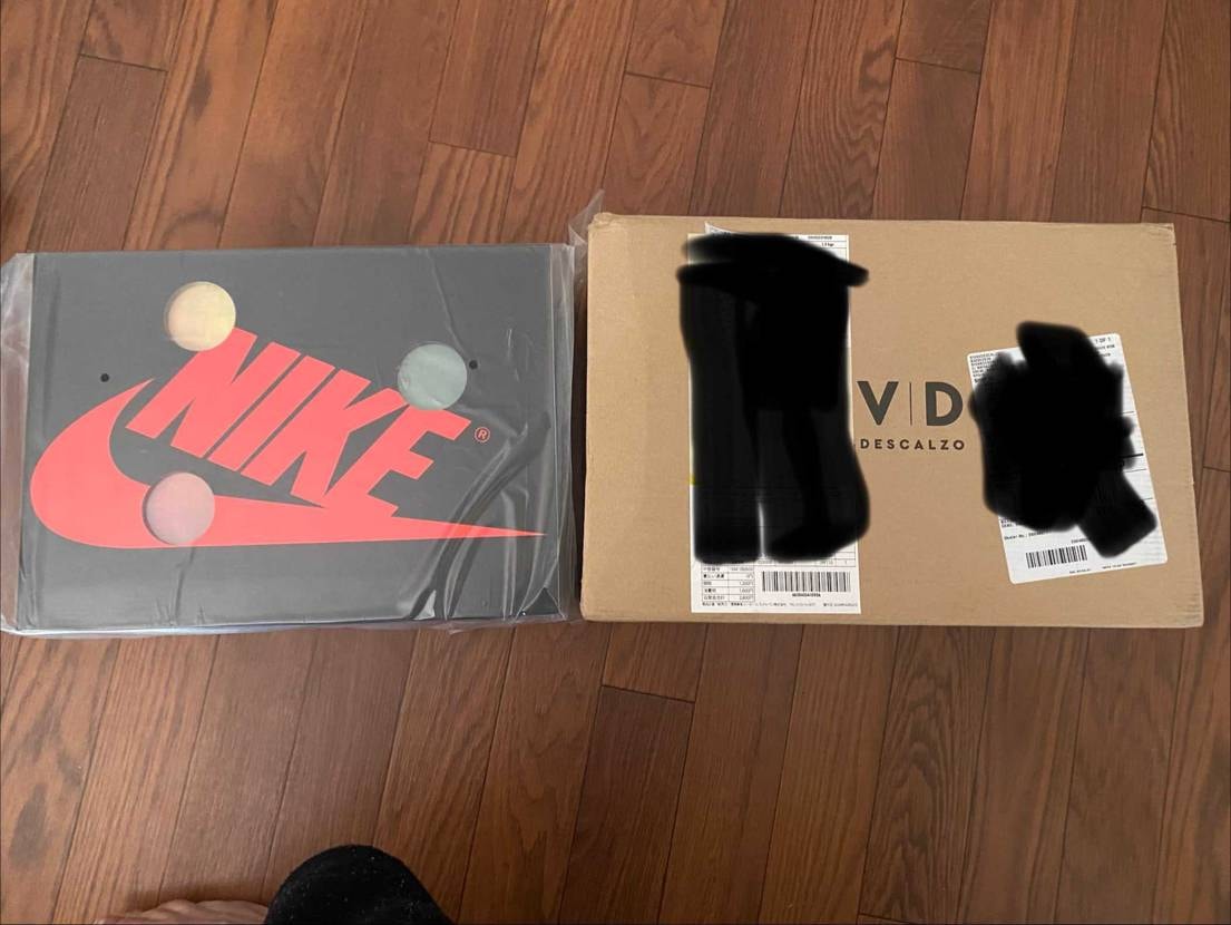 svdから届きました。思ったより早かったです。大抵成田で3.4日止まって1週間以