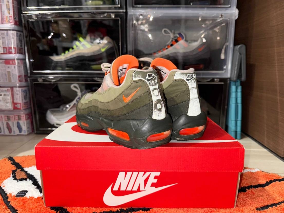 ずっと欲しかったエアマックス95買っちゃった‼️
Nike