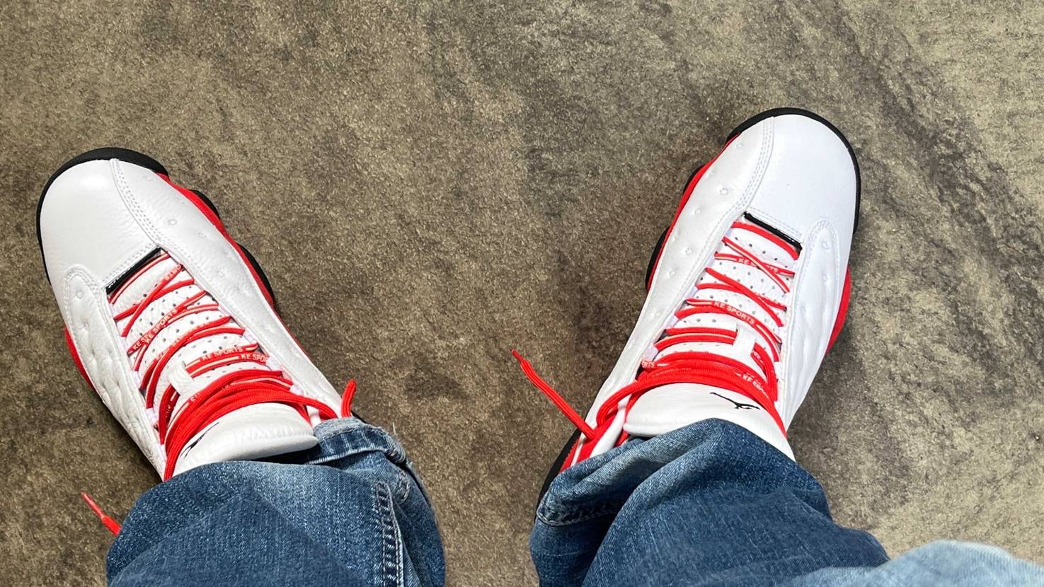 これからジョーダン履いてお買い物へ❗️
赤シューレスに変え