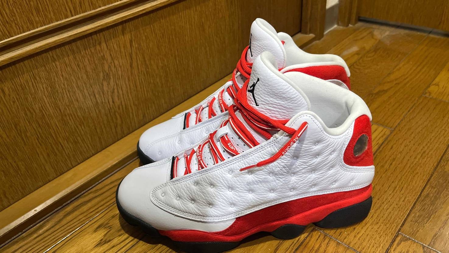 これからジョーダン履いてお買い物へ❗️
赤シューレスに変え