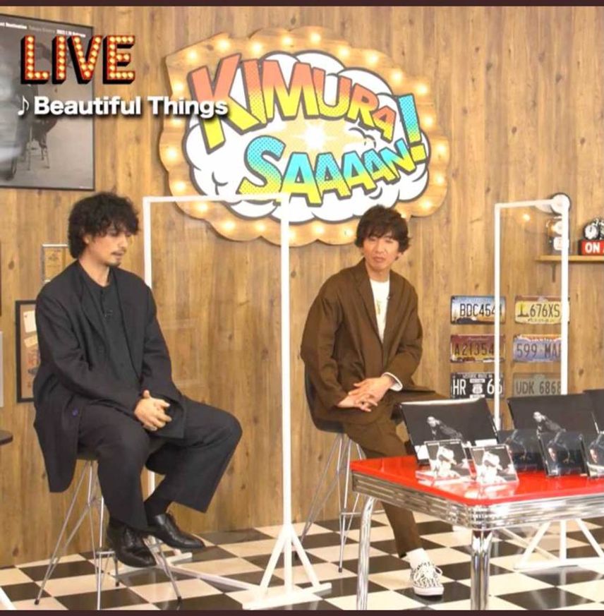 木村拓哉さん、履きこなしてるなぁ。