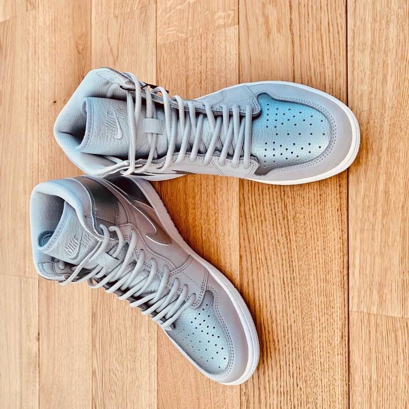 スニダン初でAJ1co.jp東京届きました。過去投稿にて外箱ロゴ縁どりは偽物と
