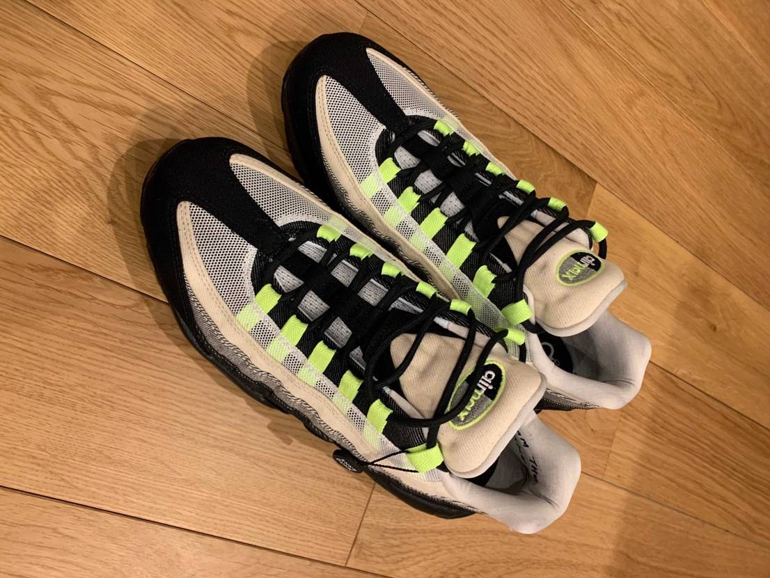 エアマックス95DENHAMを購入したんですがサイズ合わず出