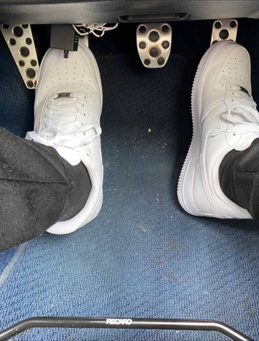 リストックで買えたAF1！
やっぱカッコいいっすね！ハイカットとかと比べても運