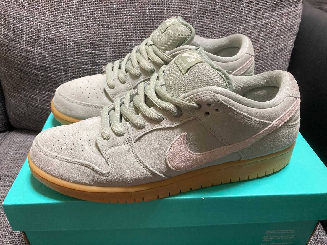 東京の某スニーカーショップで、国内未発売のdunk sb island gree