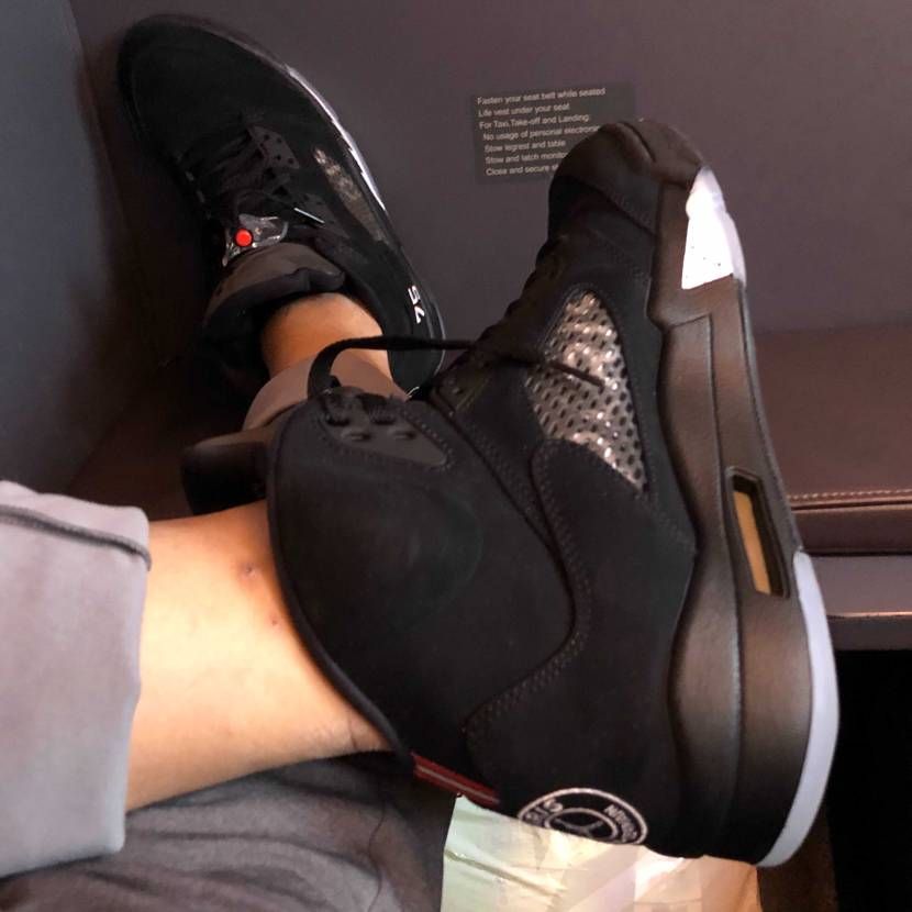 jordan 5 paris 

買ってしまったー

ロスのjordan
