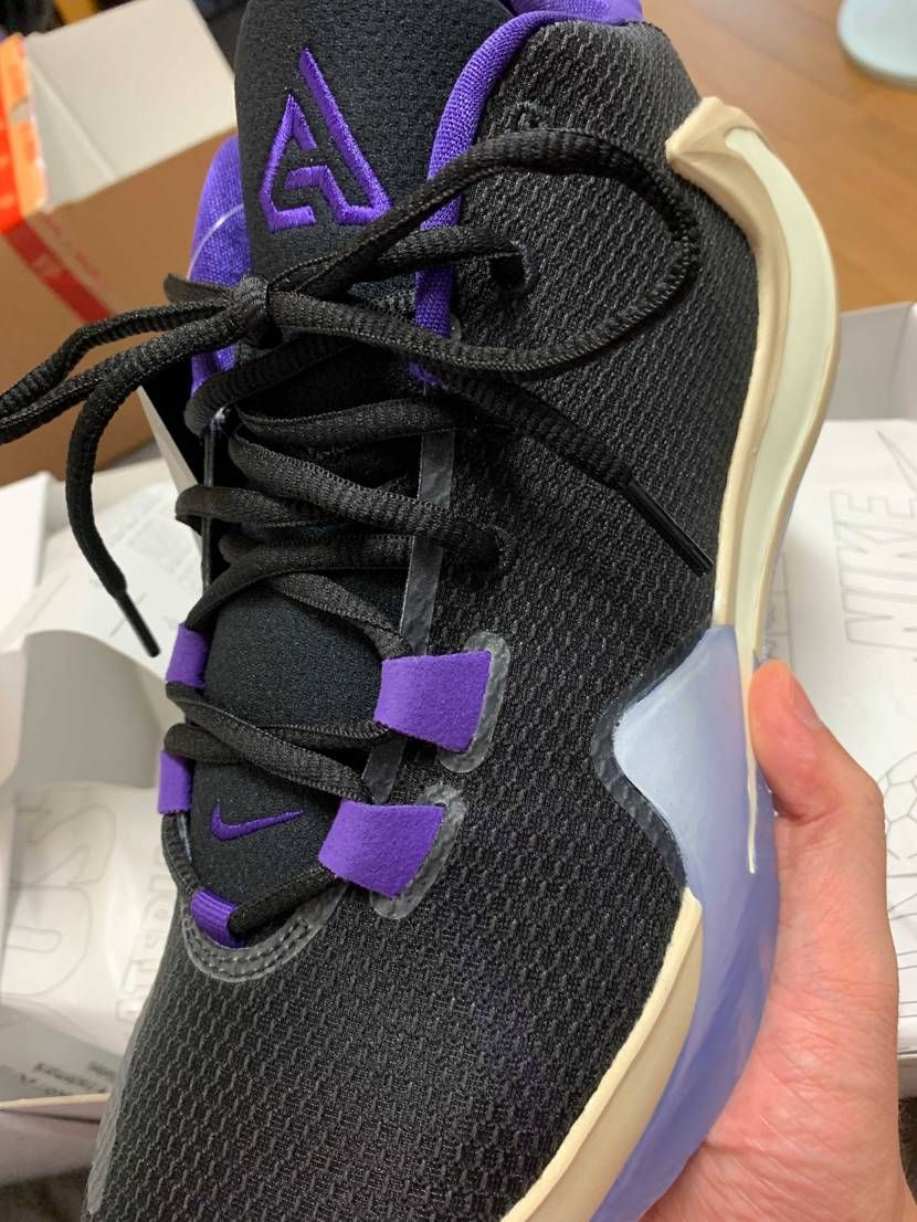 zoomfreak1をnikebyyouで作ったけど、スウッ