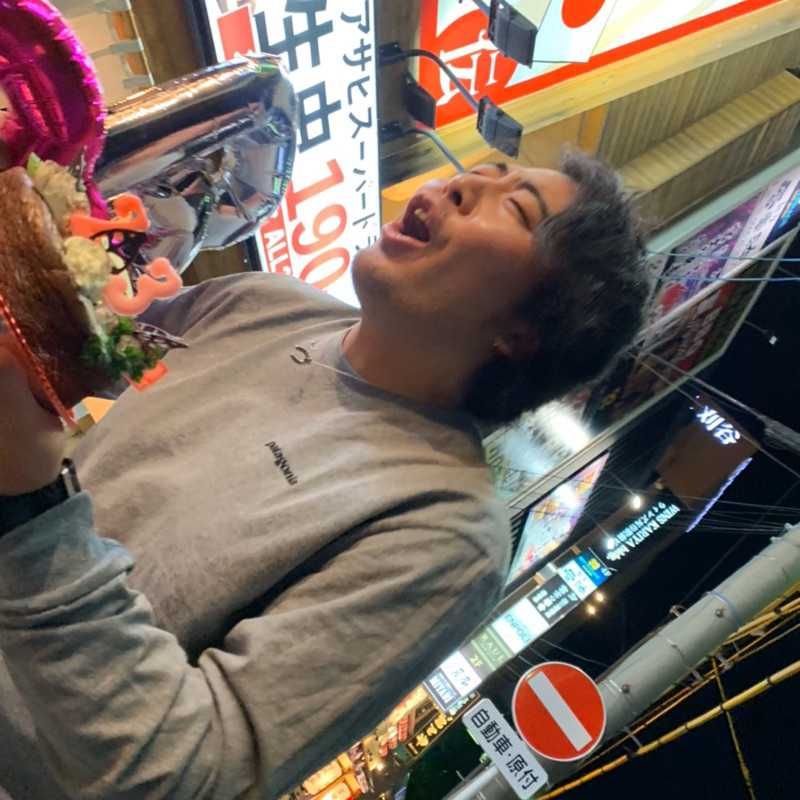 むこー