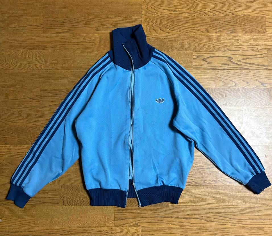 物置きをちょいと片付けてたら学生時代に古着屋で買ったadidasのジャージがでて