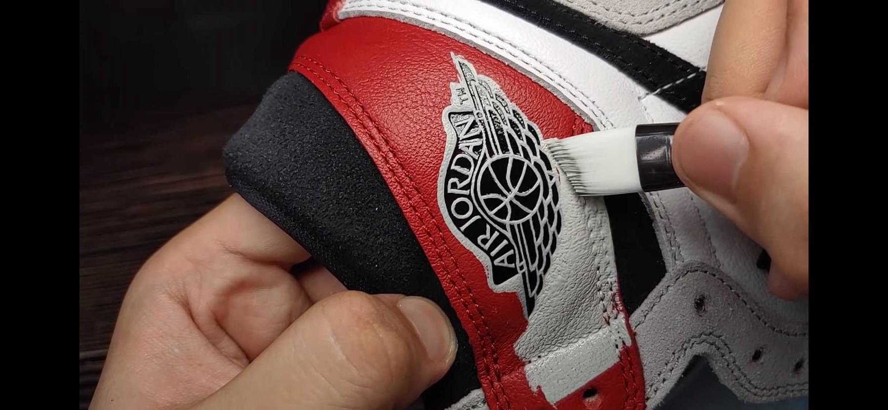 こんな感じで色塗るのってやっぱり難しいですよね〜。
🤔🤔🤔