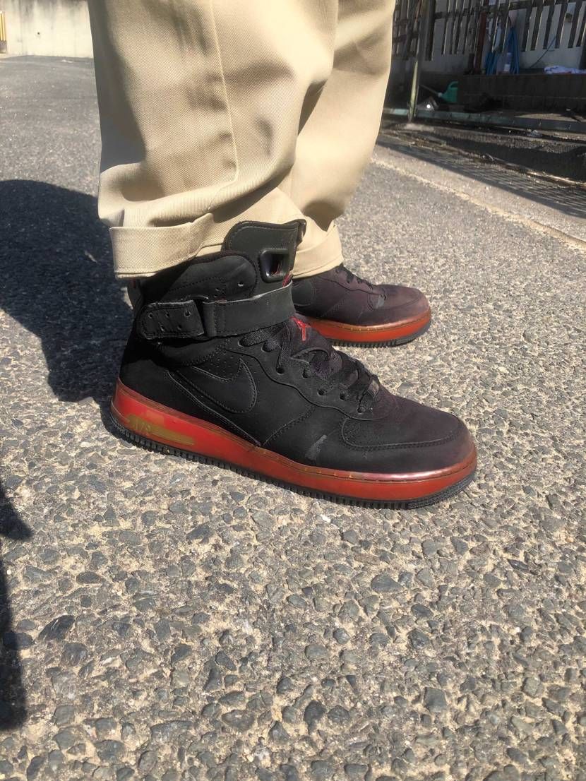 NIKE AIR JORDAN FUSION 6
日焼けや経年劣化でだいぶ