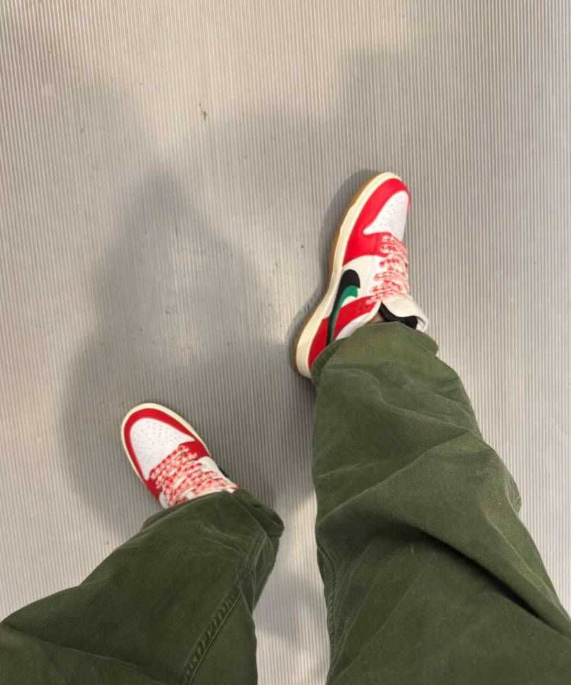 うふ❤️絶対緑には赤!軍パンにはフレイムスケートなのよ!