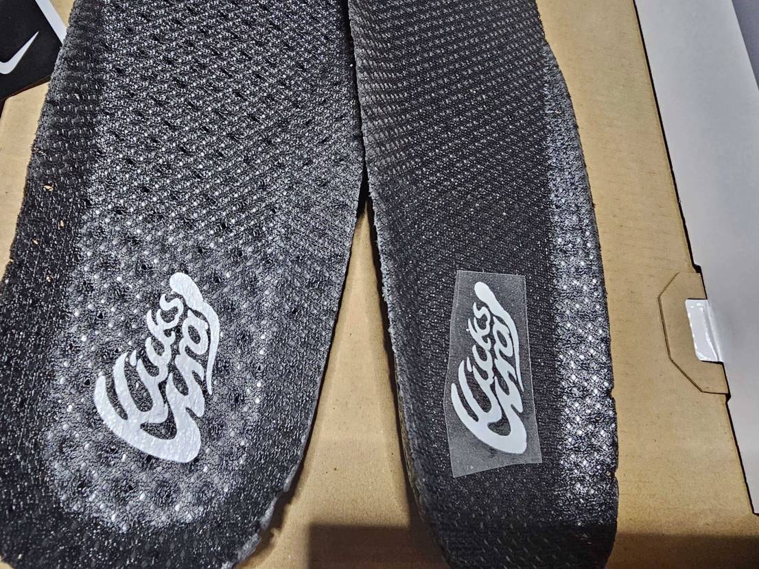 念のため予備で買ってたのを履くことになるとは。
取り敢えずシューレース替えて、