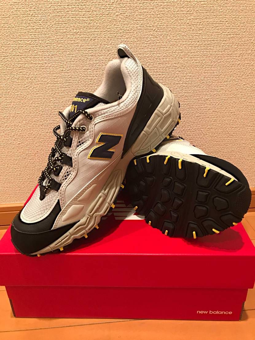 セールで安くなってたM801ATが届いた
明日からヘビロテしよう😊